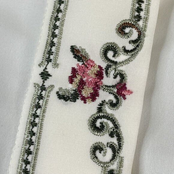 Vintage Academia Grandma Embroidered Top Size 12P Hobbit Forest Countryside Chic - Picture 4 of 13